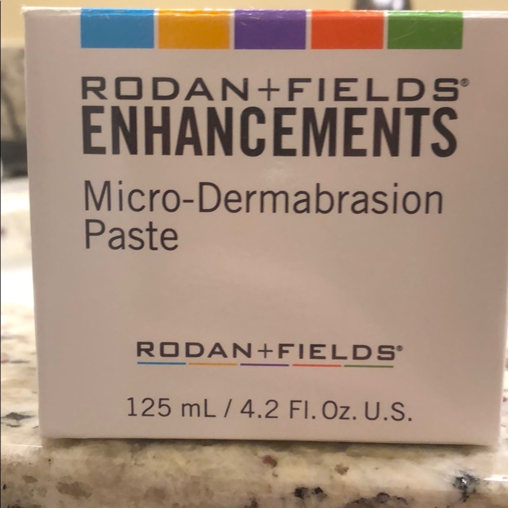 Rodan + Fields micro-dermabrasion paste 4.2oz jar